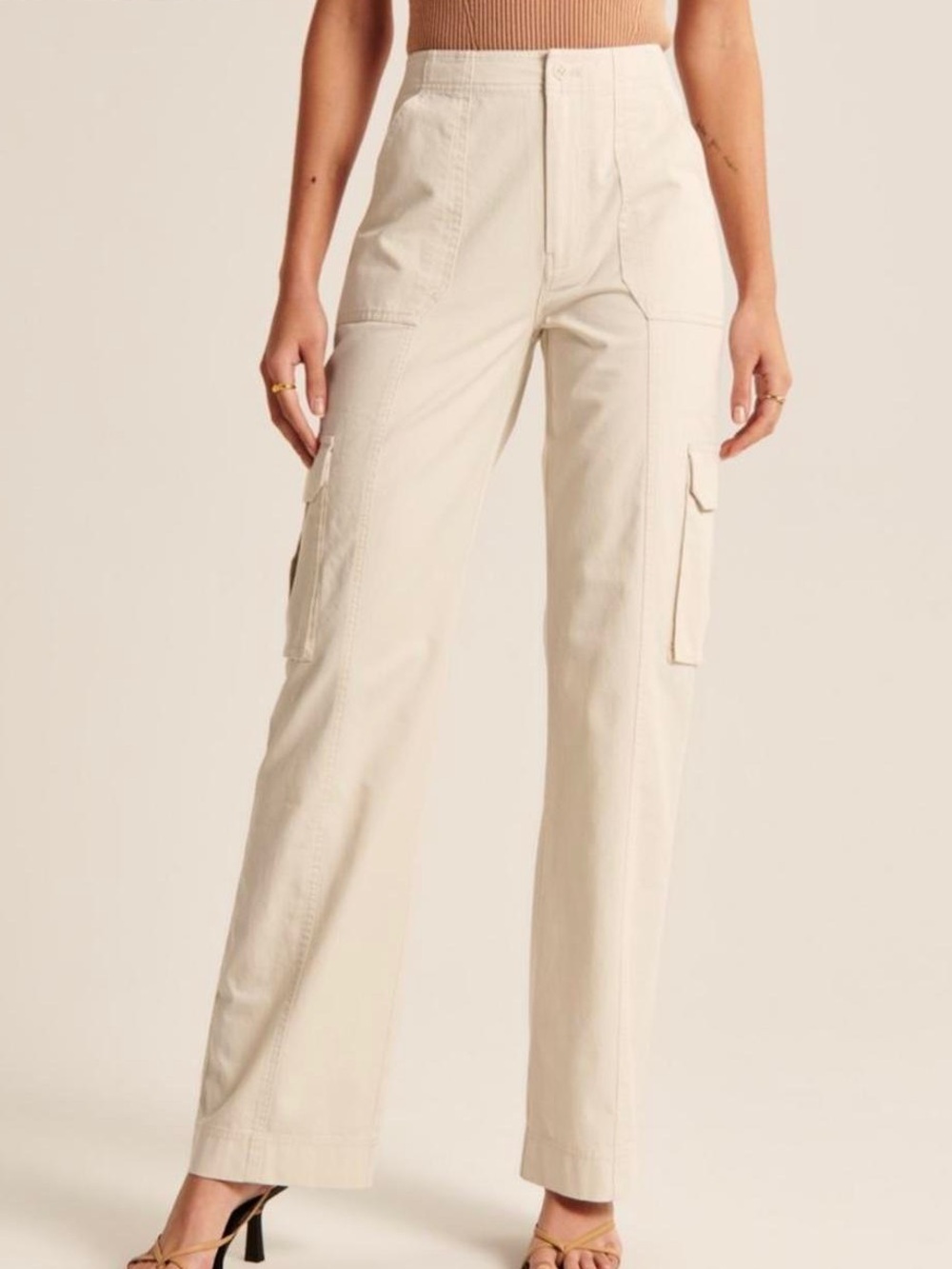 Abercrombie & Fitch Cream Relaxed Cargo Pants